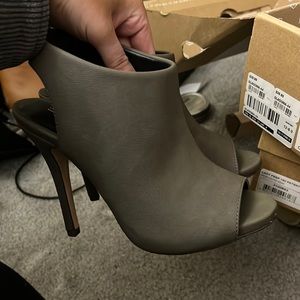 NIB Call It Spring Gladoma Heels size 6